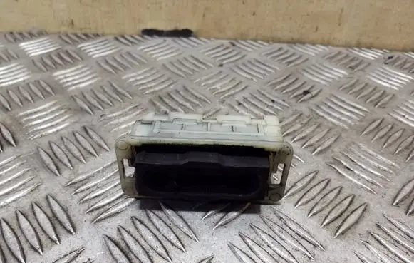 Citroen C4 Grand Picasso Radiator mount bracket 9800613580