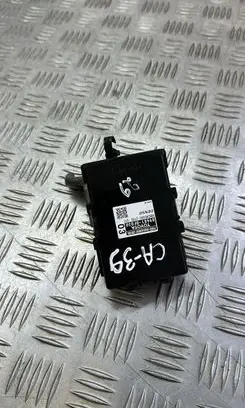 Toyota Avensis T270 Other control units/modules 896810F030