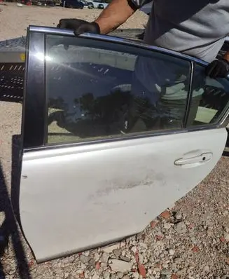 Lexus GS 300 350 430 450H Rear door