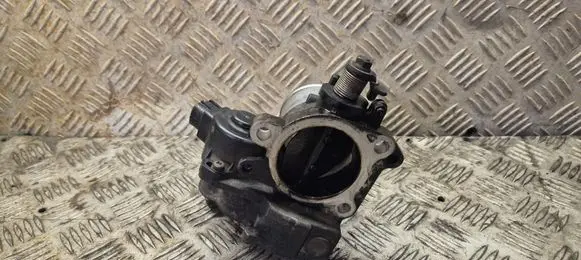 Toyota Corolla Verso E121 Throttle valve 8967221020