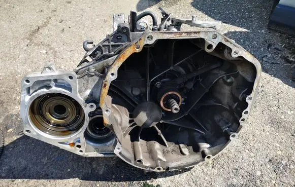 Renault Koleos I Manual 6 speed gearbox