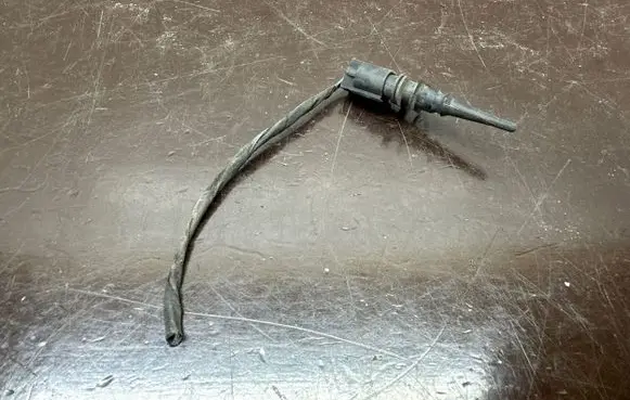 BMW 5 E60 E61 Outside/exterior temperature sensor 6936953