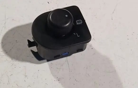 Volkswagen Golf IV Wing mirror switch 10205956EF