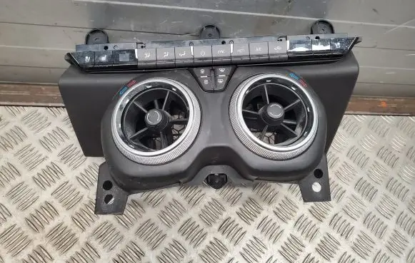 Chevrolet Camaro Climate control unit 84441501
