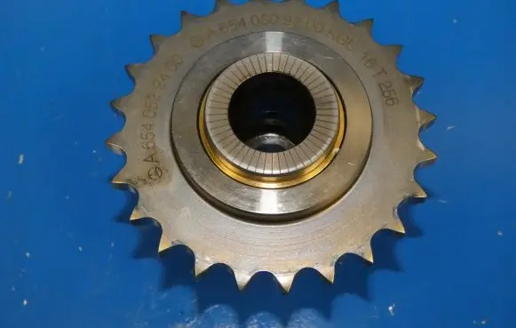 Mercedes-Benz E W213 Camshaft pulley/ VANOS A6540501500