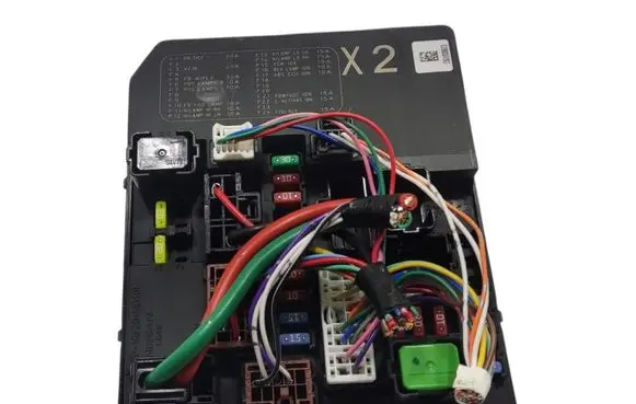 Nissan Leaf I (ZE0) Fuse box set 284B7-4NM3A