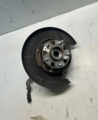 KIA Sorento Rear wheel hub spindle/knuckle 