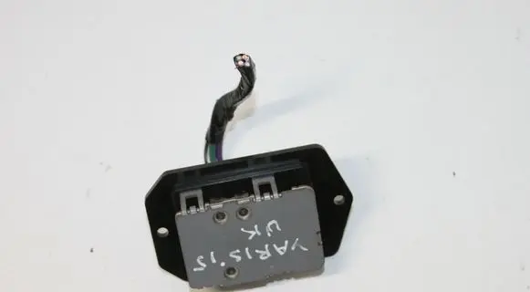 Toyota Yaris Heater blower motor/fan resistor