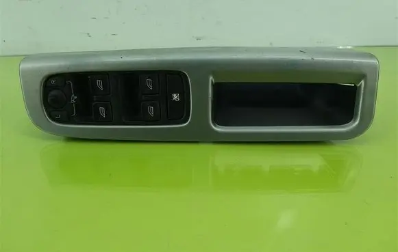 Volvo V50 Quarter vent window switch 30658444