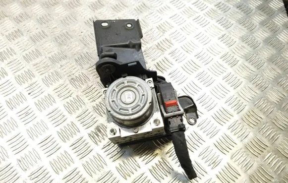 Volkswagen Golf VII ABS Pump 5Q0907379S 10062234031 5Q0614517R