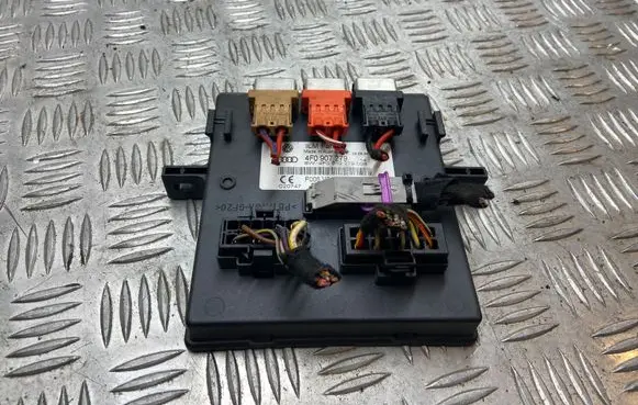 Audi A6 S6 C6 4F Comfort/convenience module 4F0907279