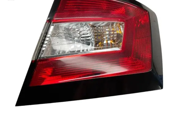 Skoda Fabia Mk3 (NJ) Rear/tail lights 6V6945096 62421902 240615