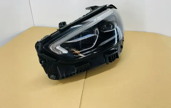Mercedes-Benz C W206 Headlight/headlamp A2069067103 LE19A6437 LF19A6437