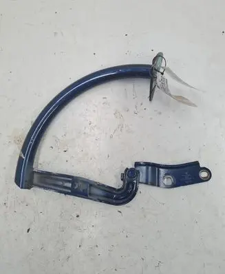 Volkswagen PASSAT B6 Tailgate/trunk/boot hinge 3C5827301A