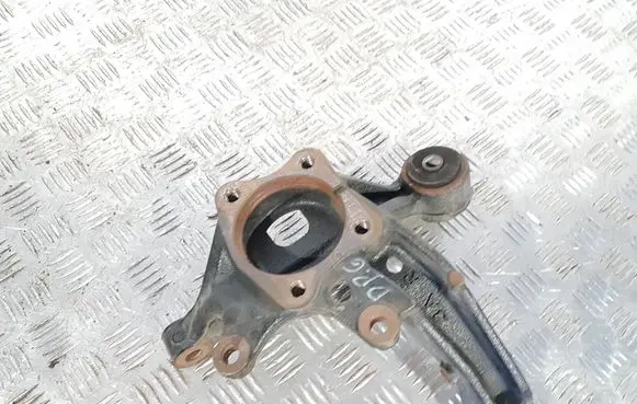 Lexus RX 300 Rear wheel hub spindle/knuckle 