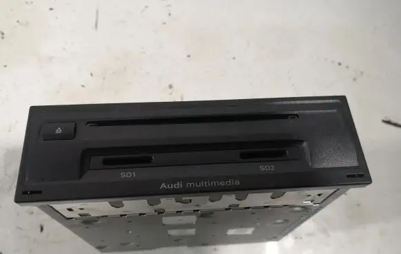 Audi A6 S6 C6 4F CD/DVD changer 4E0035666F 4E0035666C