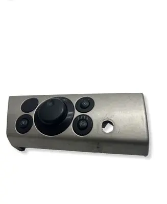 Opel Astra H Light switch 13100136 04063031A