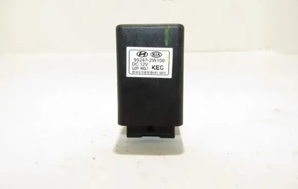 Hyundai Santa Fe Other relay 952402W100