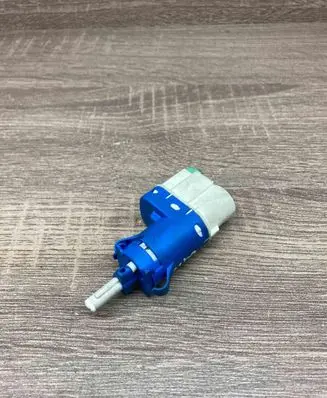 Mazda 2 Brake pedal sensor switch 3M5T9C872AD