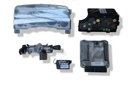 Jeep Patriot Engine ECU kit and lock set 0281013845 P05187596AB