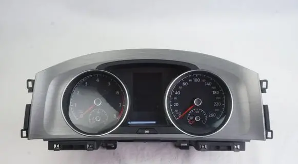 Volkswagen Golf VII Speedometer (instrument cluster) 5G0920861
