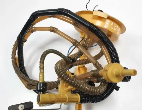 BMW 3 E90 E91 Fuel level sensor 6763888