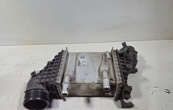 Volkswagen Crafter Intercooler radiator GP677007 04L.145.749.L