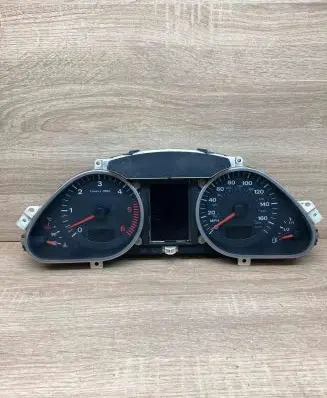 Audi A6 S6 C6 4F Speedometer (instrument cluster) 5540007312 5550007301