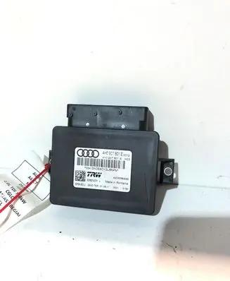 Audi A6 C7 Hand brake control module 4H0907801E 32620251 A2C53383282