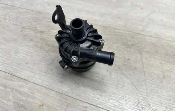 Porsche Cayenne (92A) Electric auxiliary coolant/water pump 95860656700 7P0965567