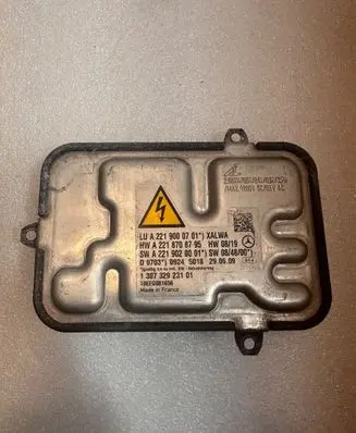 Mercedes-Benz S W221 Xenon control unit/module A2219000701