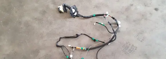 Lexus GS 250 350 300H 450H Front door wiring loom 8215230C80F1