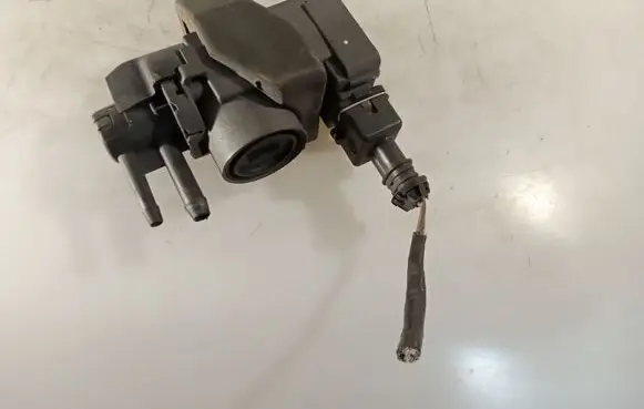 Opel Movano B Valve vacuum 149566215R