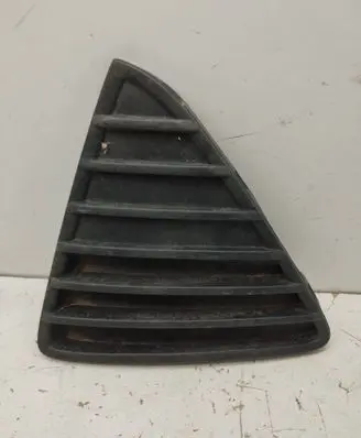 Ford Focus Front bumper lower grill BM5117K947A