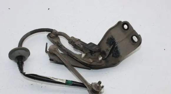 Mitsubishi ASX Air suspension front height level sensor 8303A066