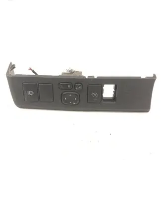 Toyota Avensis T270 Wing mirror switch 183646