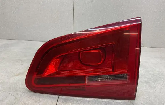 Volkswagen Sharan Tailgate rear/tail lights 7N0945094J