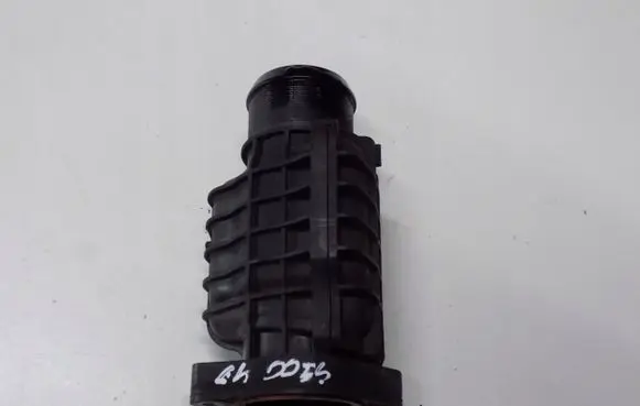 Intake resonator
