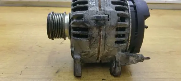 Audi A3 S3 8P Generator/alternator 06F903023F