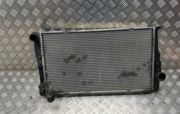 BMW X1 E84 Coolant radiator 7975035 7788903 781024306