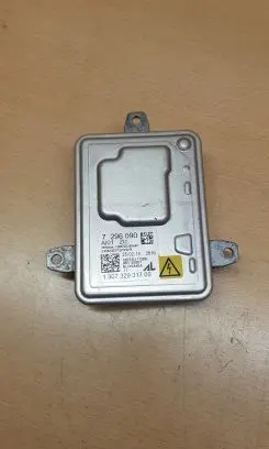 BMW 4 F32 F33 Voltage converter/converter module 7296090