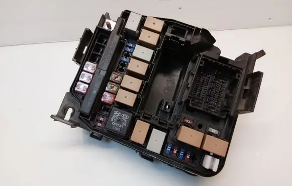 Hyundai i40 Fuse module 919503X510
