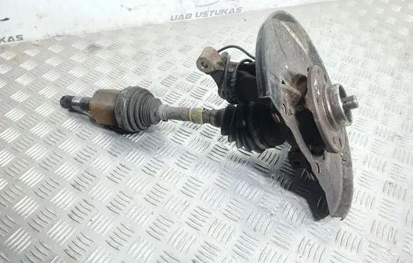 Opel Meriva B Front wheel hub spindle knuckle