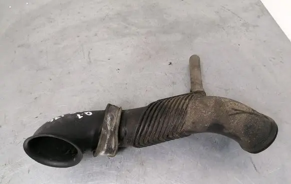 Audi Q7 4L Air intake duct part 7L6129609E