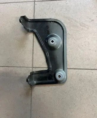BMW X6 G06 Fender mounting bracket 7418220