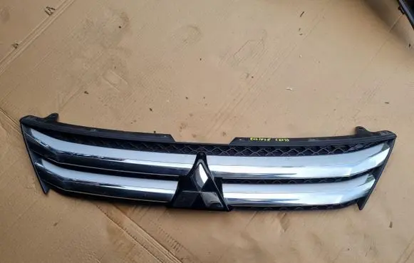 Mitsubishi Eclipse Cross Front bumper upper radiator grill 7450B048 7450A402