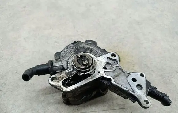 Volkswagen Transporter - Caravelle T5 Vacuum pump 038145209PLUK