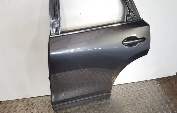 Rear door