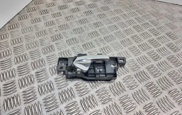 Ford S-MAX Rear door interior handle 6M21U22600