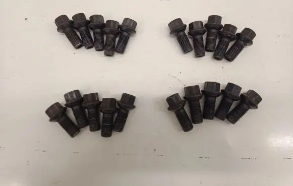 Mercedes-Benz C W206 Nuts/bolts 